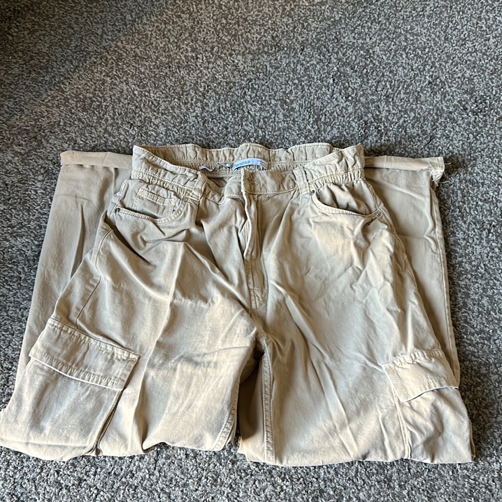 Bershka Womens cargo pants